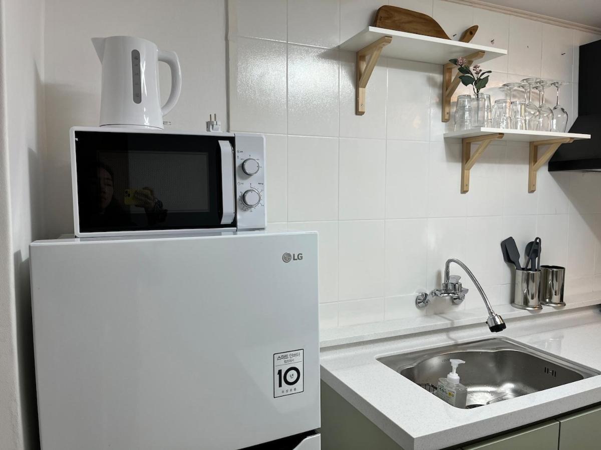 Apartment 3mins Cozy Daeheung *