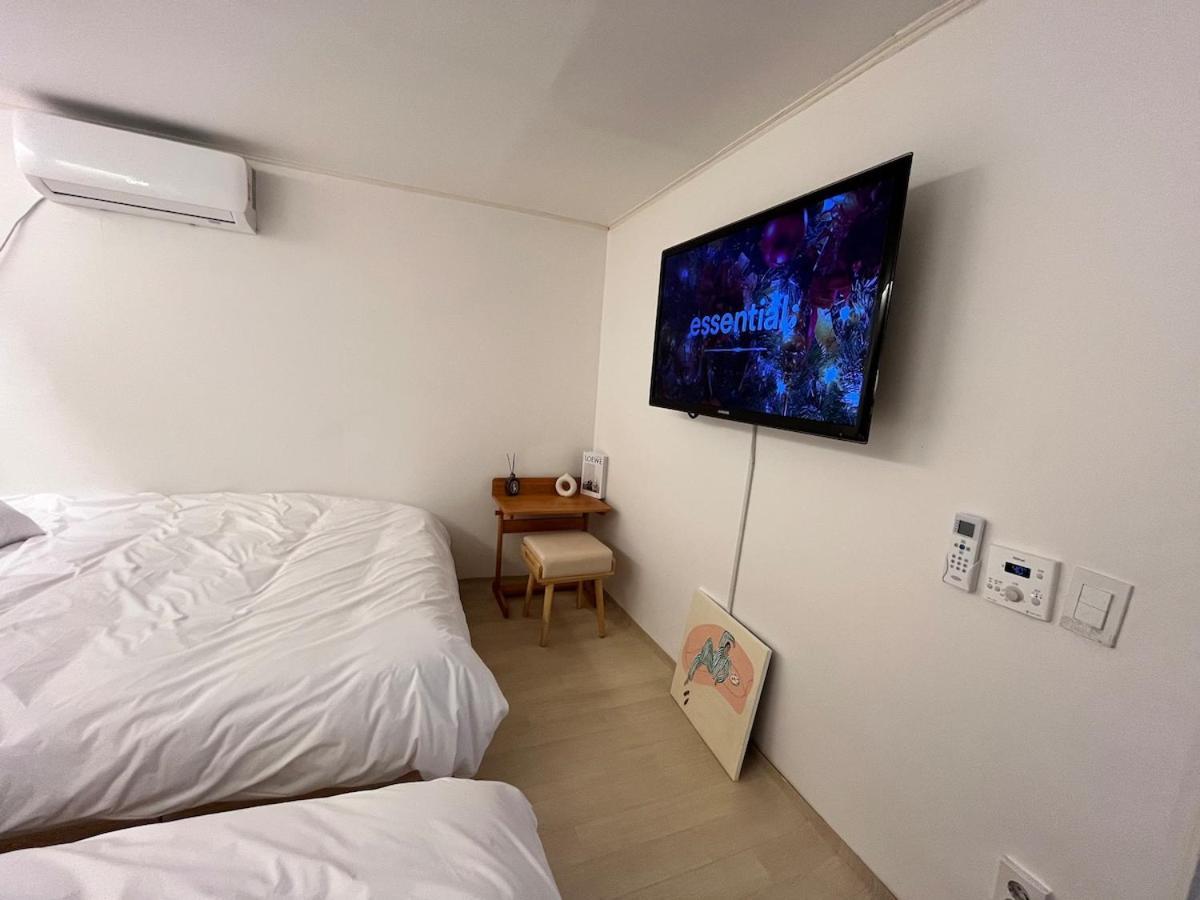 3mins Cozy Daeheung Apartment